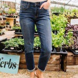 Judy Blue Slim Fit Jeans